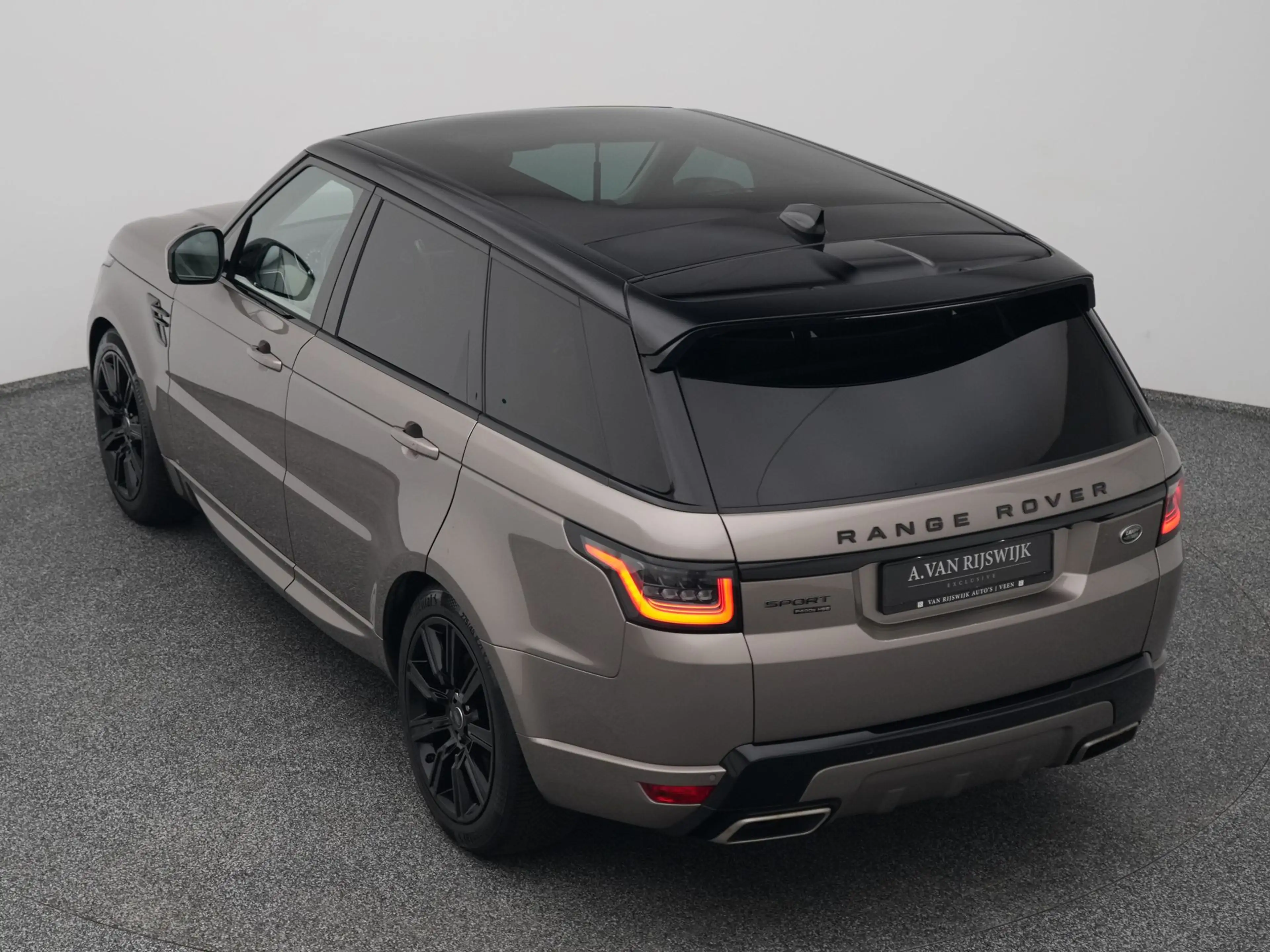 Land Rover Range Rover Sport P400e HSE Dynamic | PANO | CAMERA | MERIDIAN | LUC — photo 25