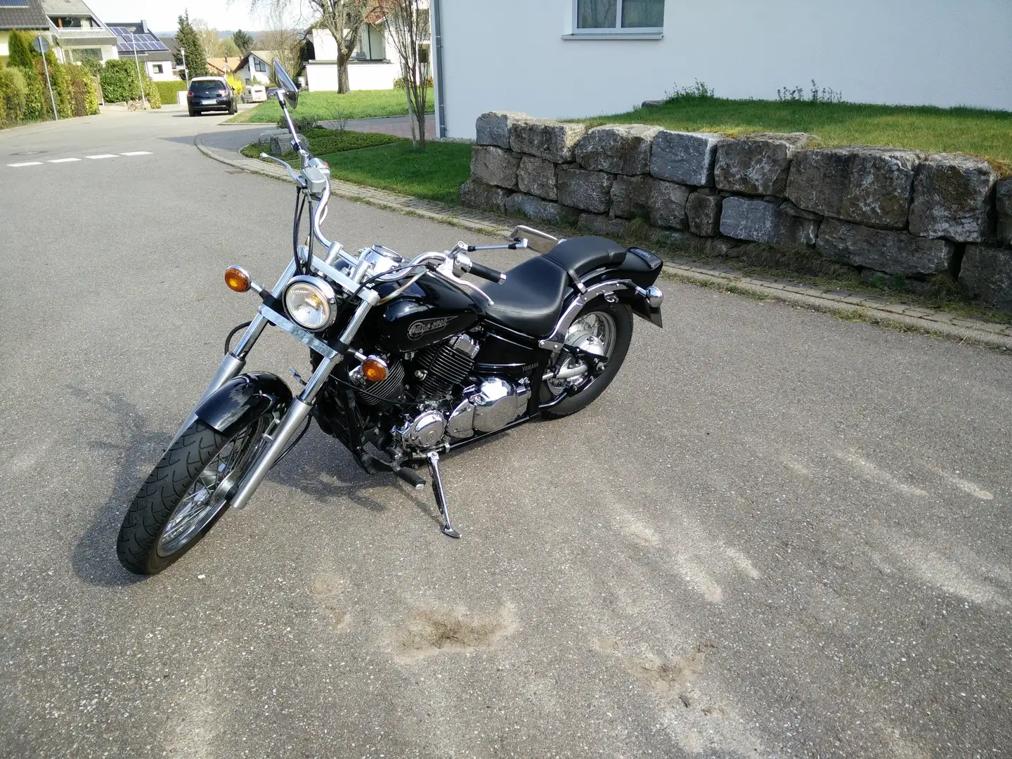 Yamaha XVS 650 Toller Sound gut erhalten Yamaha XVS 650 Drag Star Noir - 1