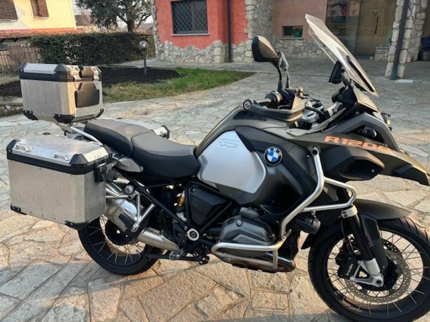 BMW R 1200 GS Adventure Zelená - 2