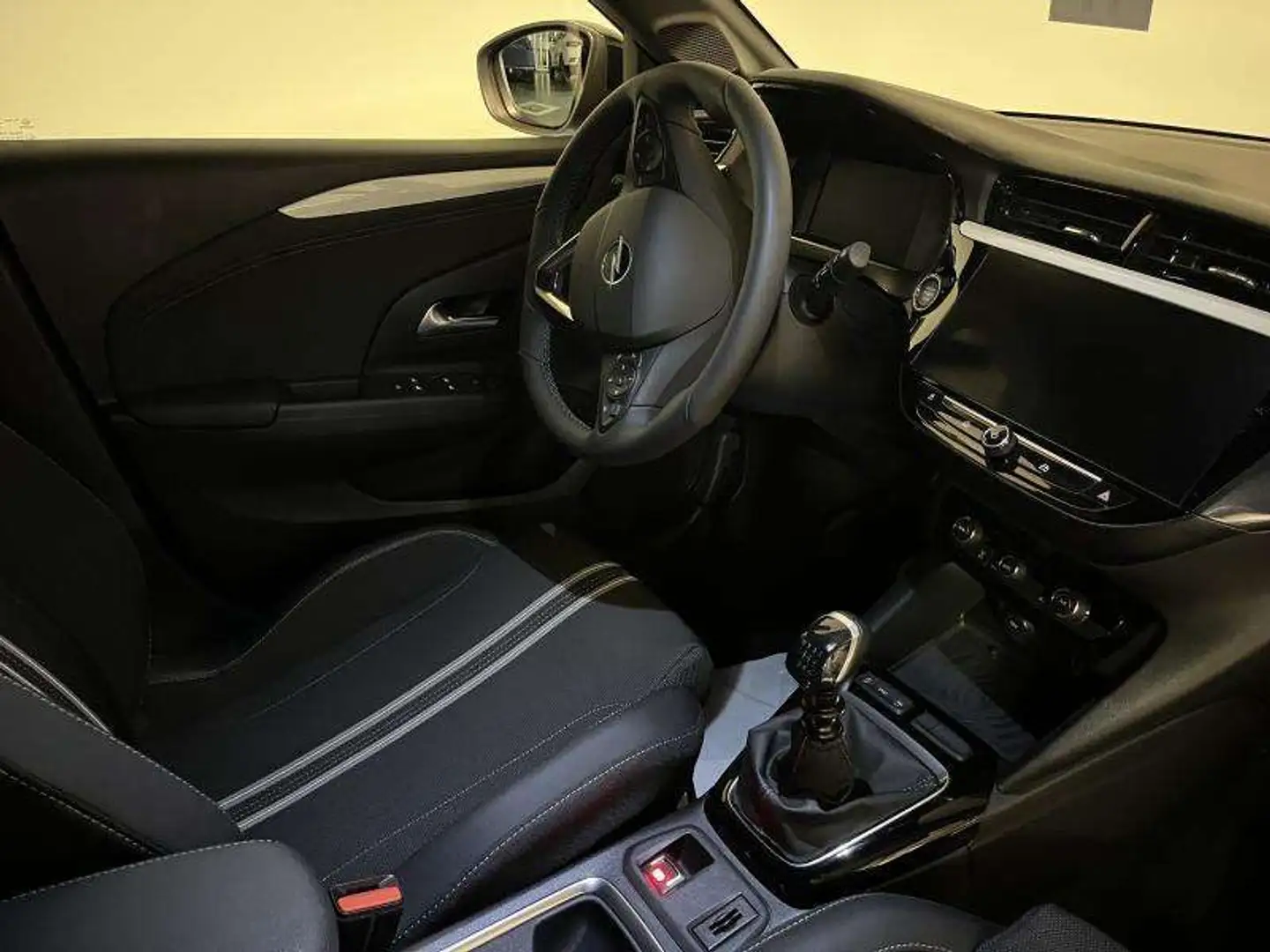 Opel Corsa F GS Blanc - 2