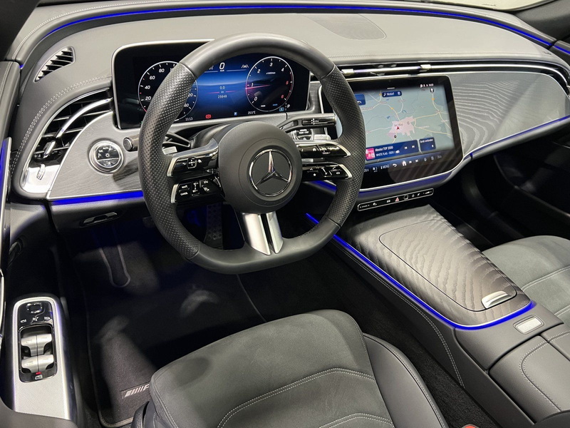 Mercedes-Benz E 220 d T AMG Night Pano AHK Winter Distro 19" — photo 14