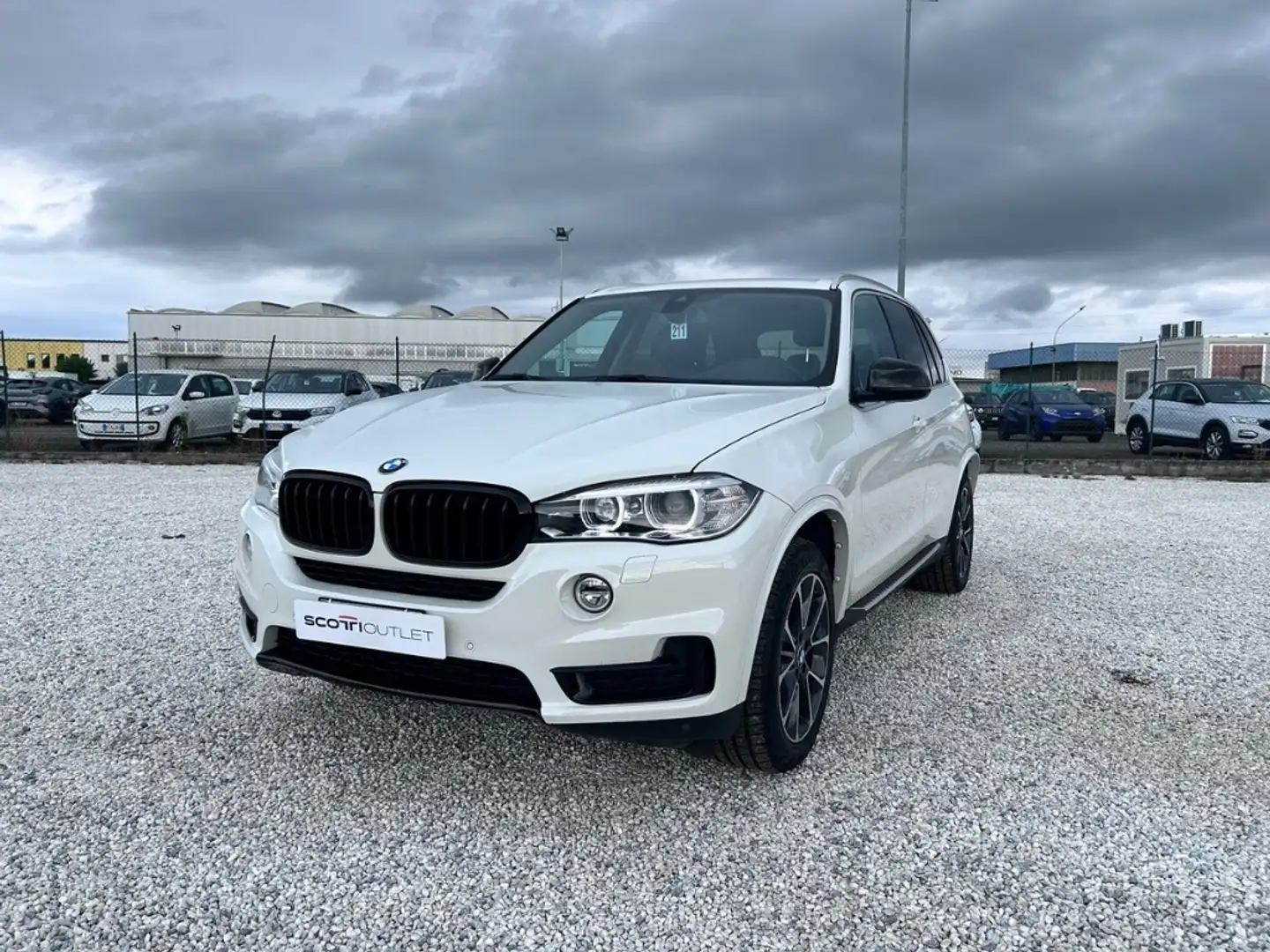 BMW X5 xdrive25d Experience 231cv auto Bianco - 1