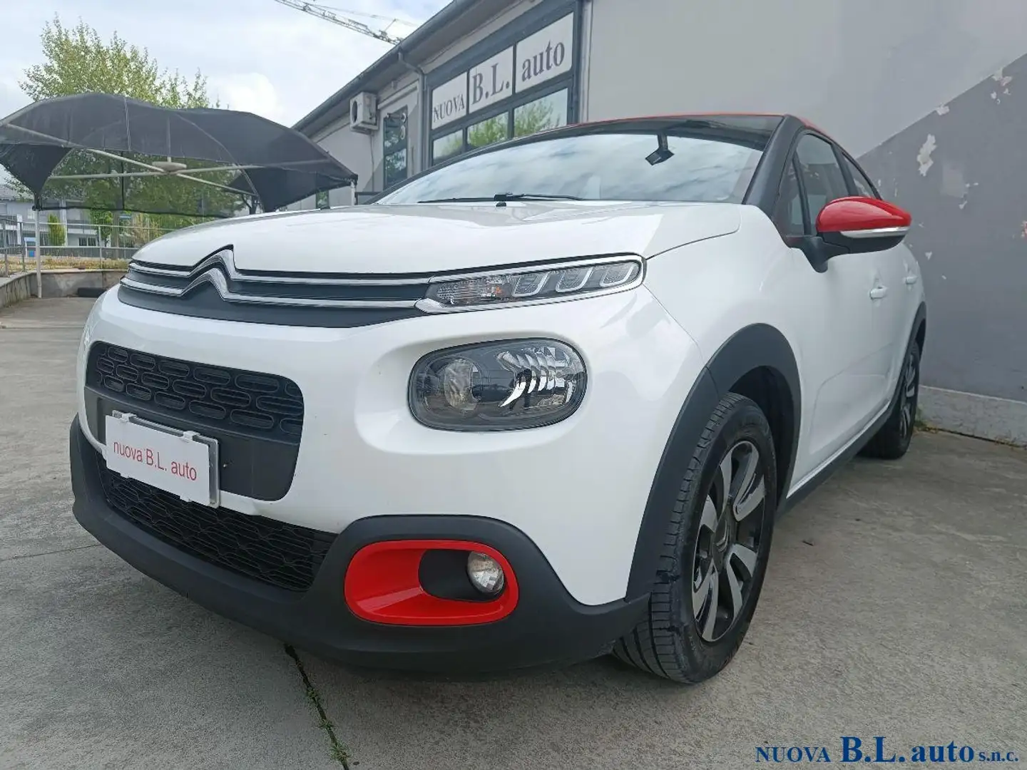 Citroen C3 PureTech 83 S&S Shine Bianco - 1