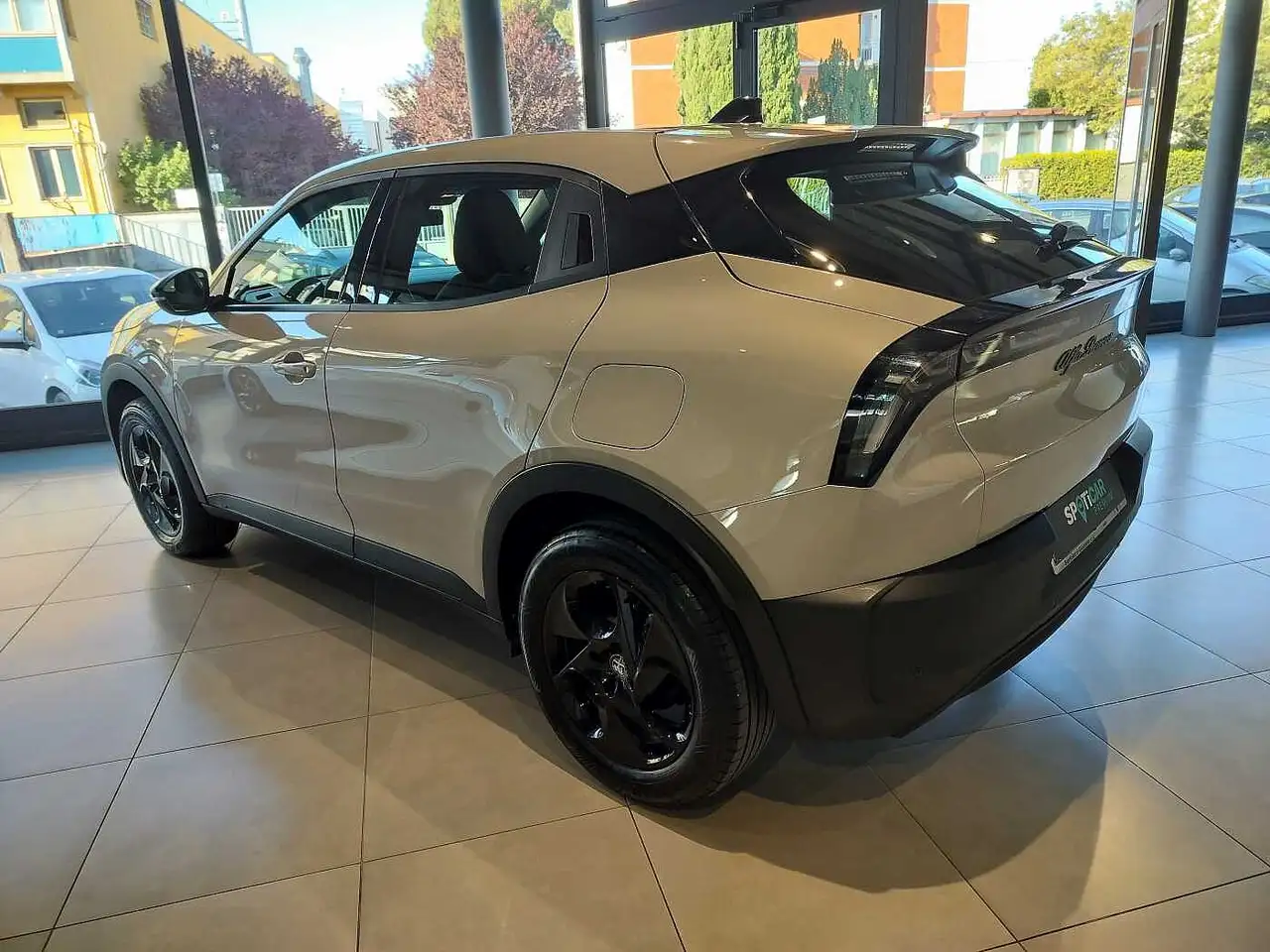 Alfa Romeo Junior 2025