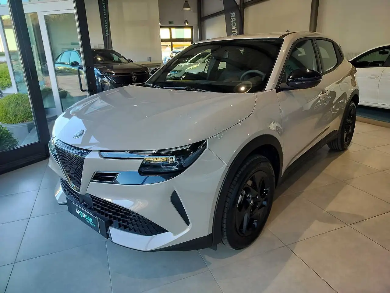 Alfa Romeo Junior 2025