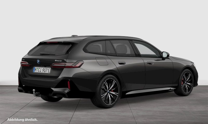BMW 550 e xDrive Touring M Sport Pro  HUD+PANO+ACC+AHK+Bow — photo 2
