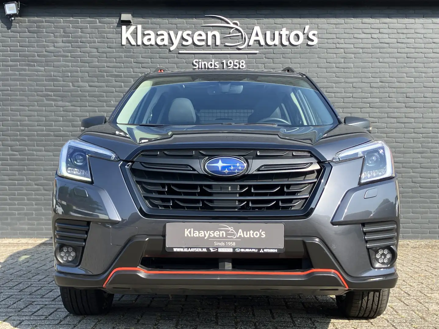 Subaru Forester 2.0i e-BOXER Sport AWD AUT. | 1e eigenaar | dealer Gris - 2