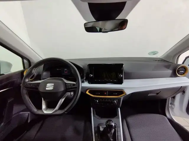 Seat Arona view 4