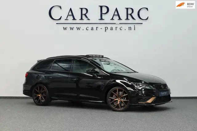 SEAT Leon ST 2.0 TSI 4DRIVE CUPRA R 300+PK LED/CARBON/VIRTUA