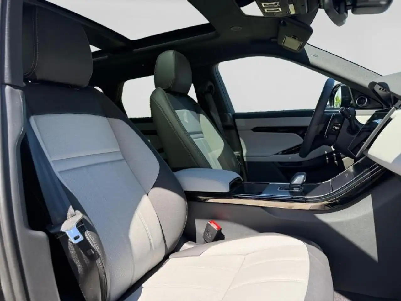 Land Rover Range Rover Evoque 2026
