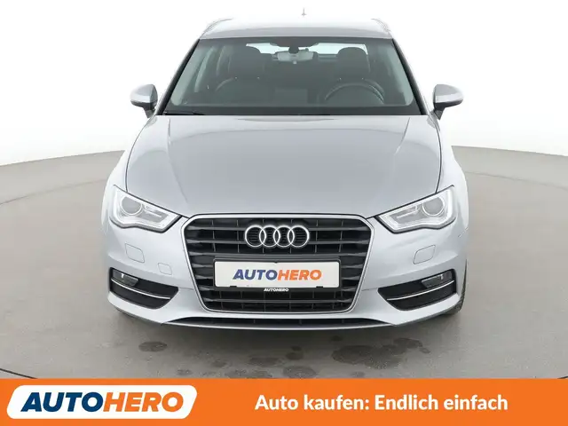 Audi A3 view 9