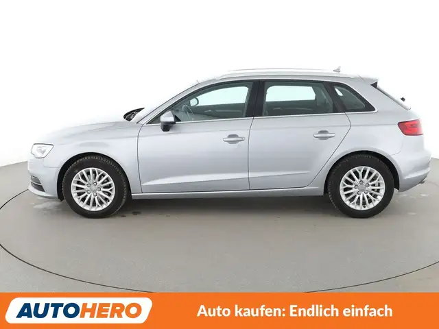 Audi A3 view 3