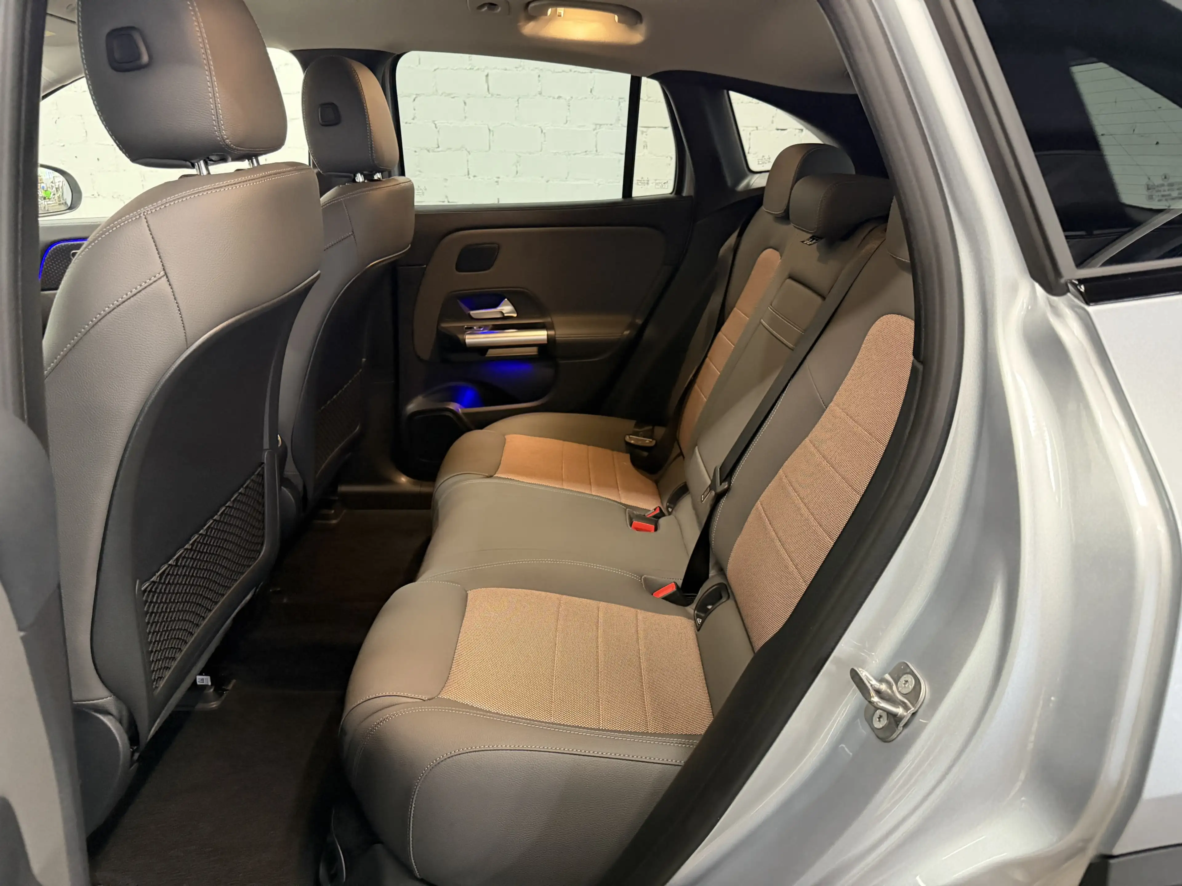 Mercedes-Benz EQA 350 4Matic Distr+ 360°KAM NP: 69.115,20€ — photo 9