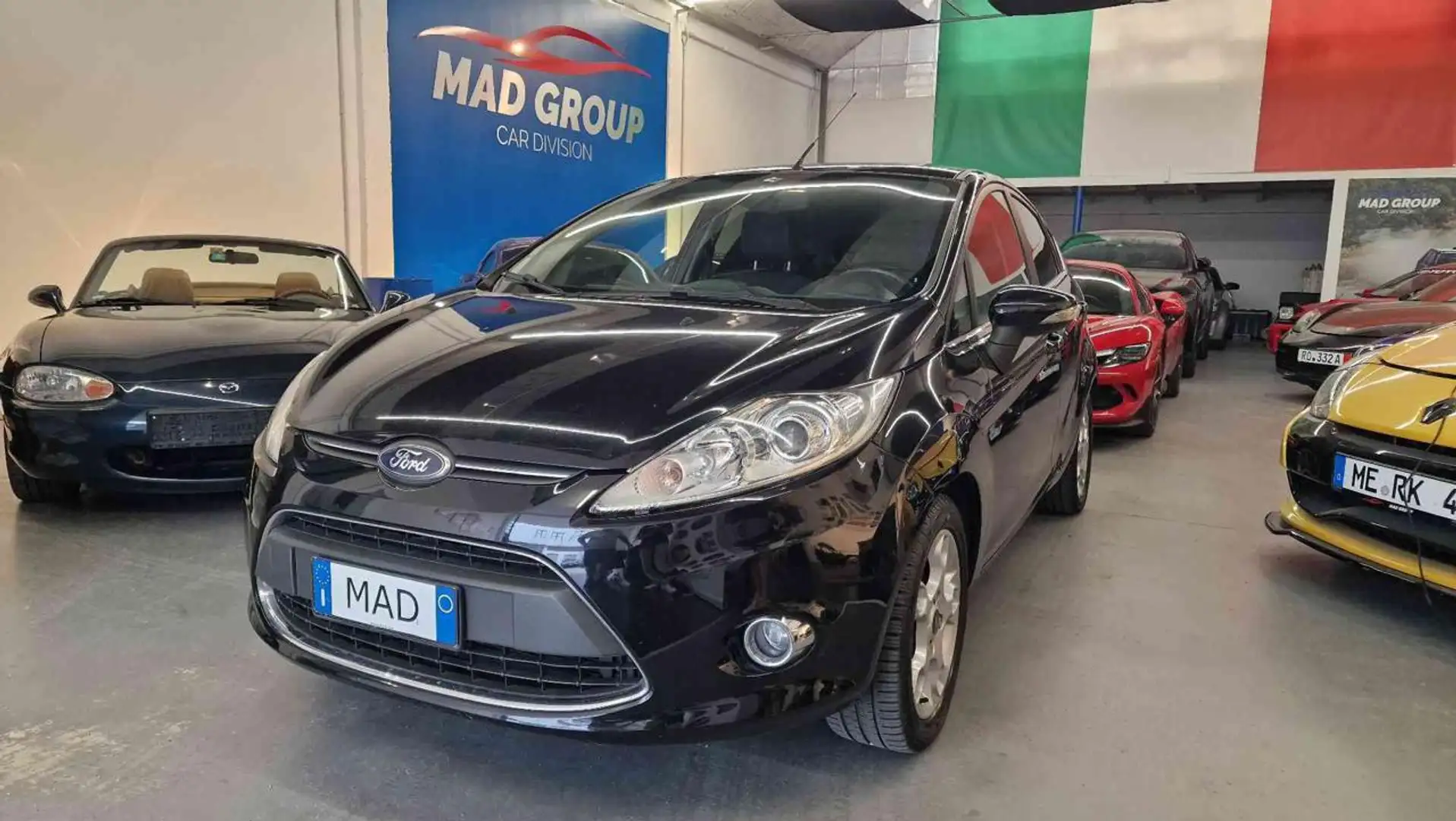 Ford Fiesta 1.4 TDCi 70CV 5 porte Titanium UNICO PROPRIETARIO Nero - 1
