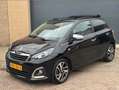 Peugeot 108 1.2 Puretech Allure Keyless Pano Carplay Zwart - thumbnail 1