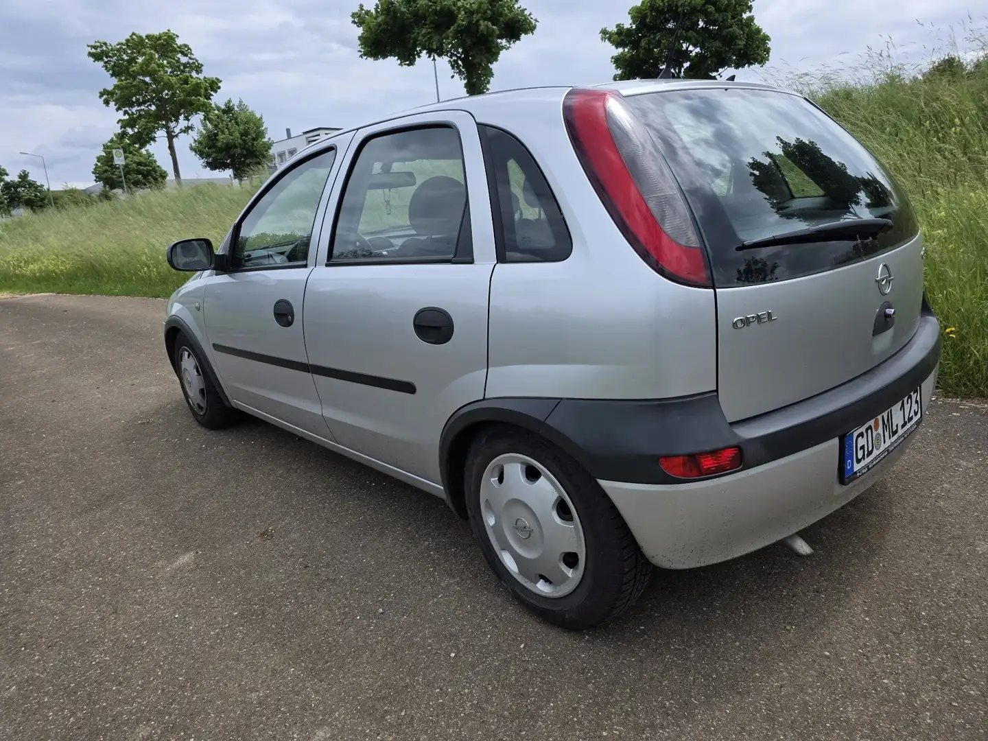Opel Corsa 1.0 12V Fresh - 2