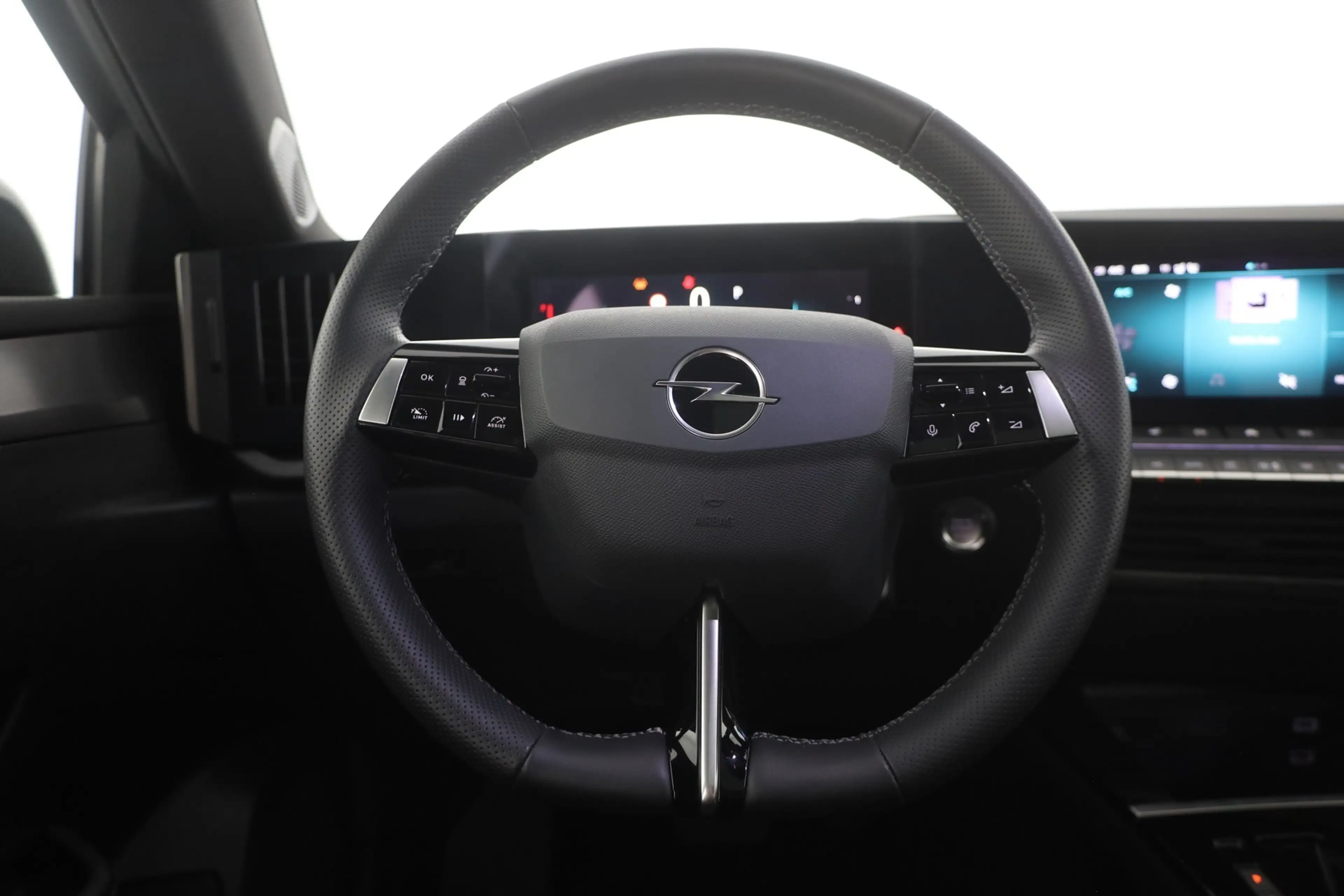 Opel Astra ST GS 1.2 Turbo Aut. LED ACC Pano — photo 10