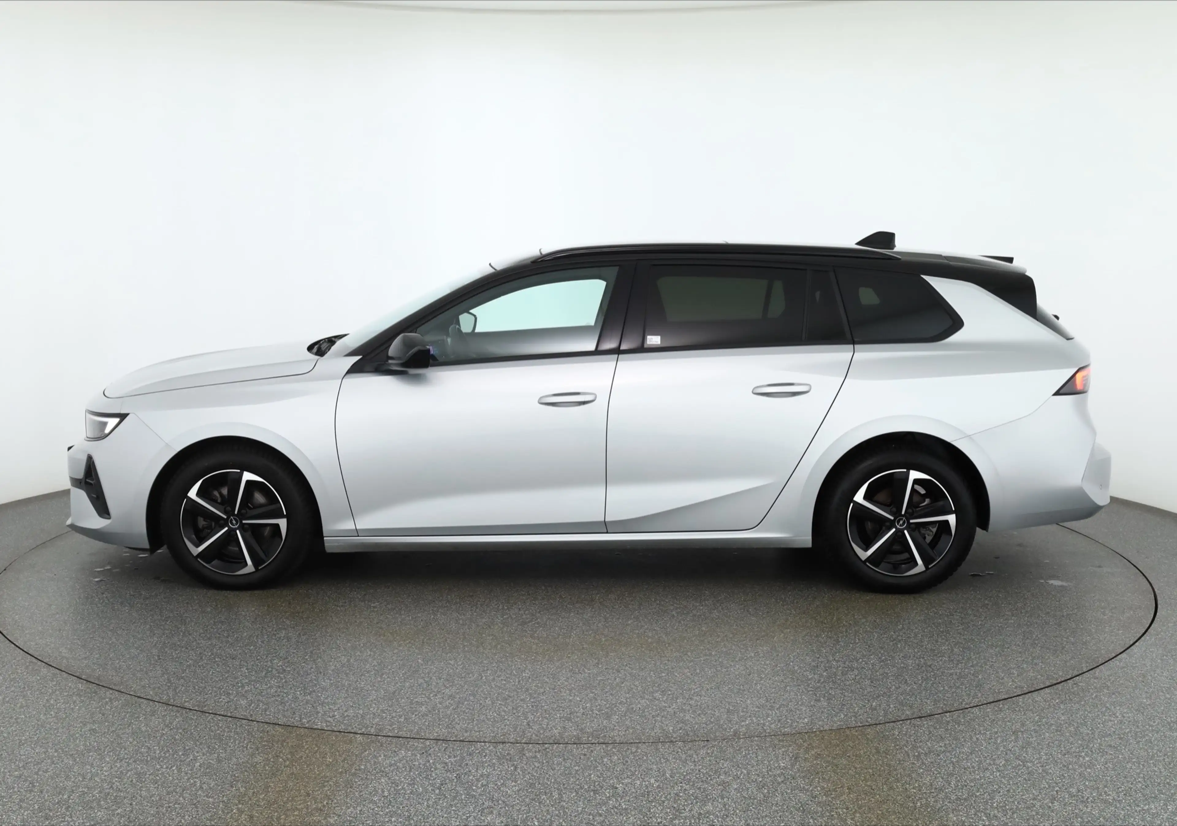Opel Astra ST GS 1.2 Turbo Aut. LED ACC Pano — photo 2