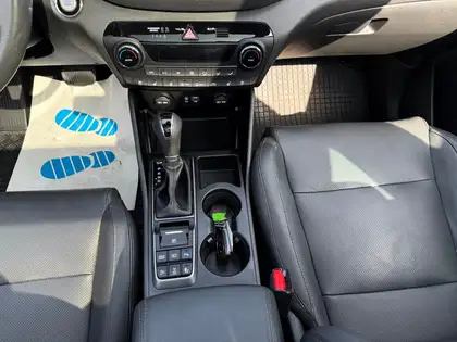 Annonce voiture d'occasion Hyundai TUCSON - CARADIZE