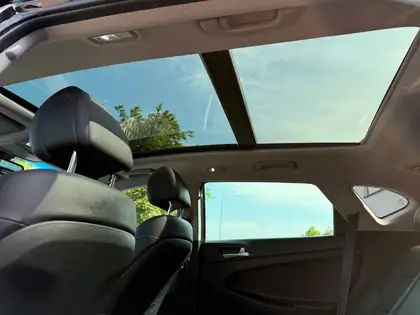 Annonce voiture d'occasion Hyundai TUCSON - CARADIZE