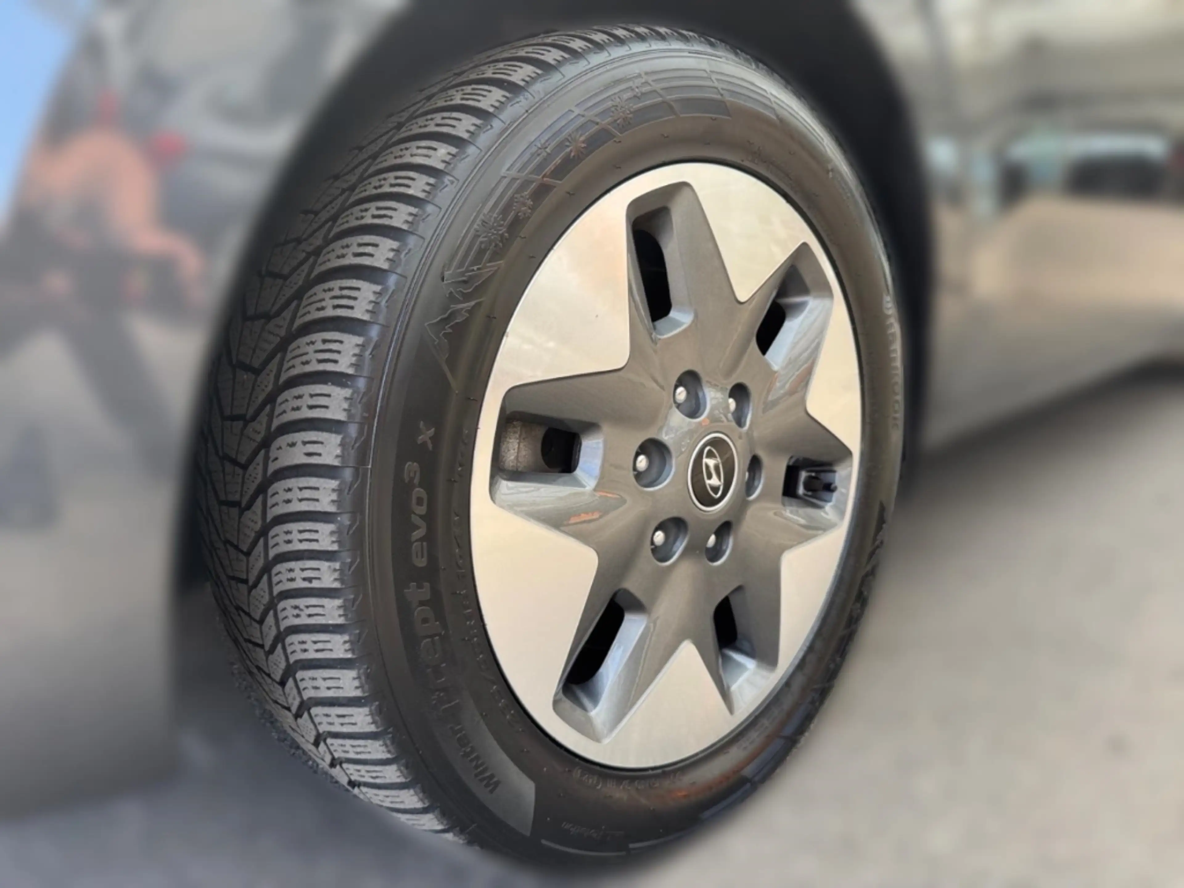 Hyundai STARIA Prime 4WD 9-SITZE+LEDER+NAVI+PANO+BT+BOSE+ — photo 13
