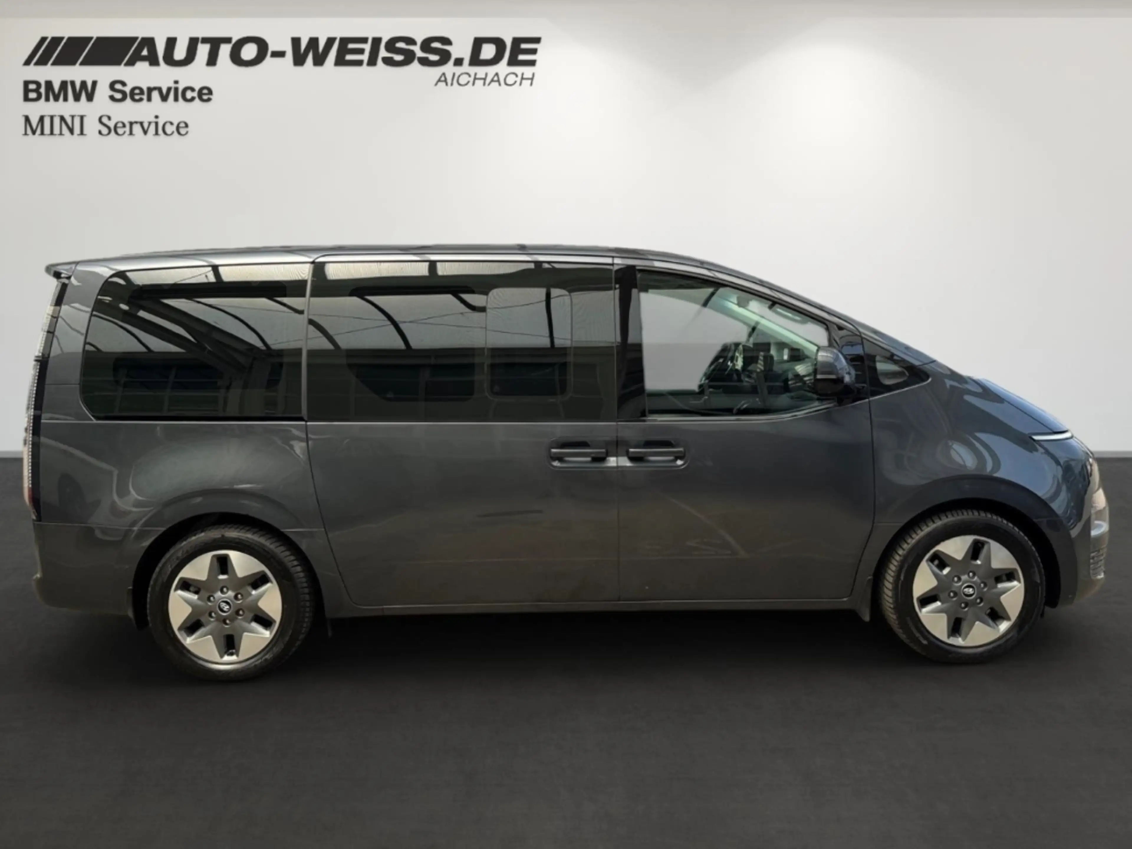Hyundai STARIA Prime 4WD 9-SITZE+LEDER+NAVI+PANO+BT+BOSE+ — photo 4