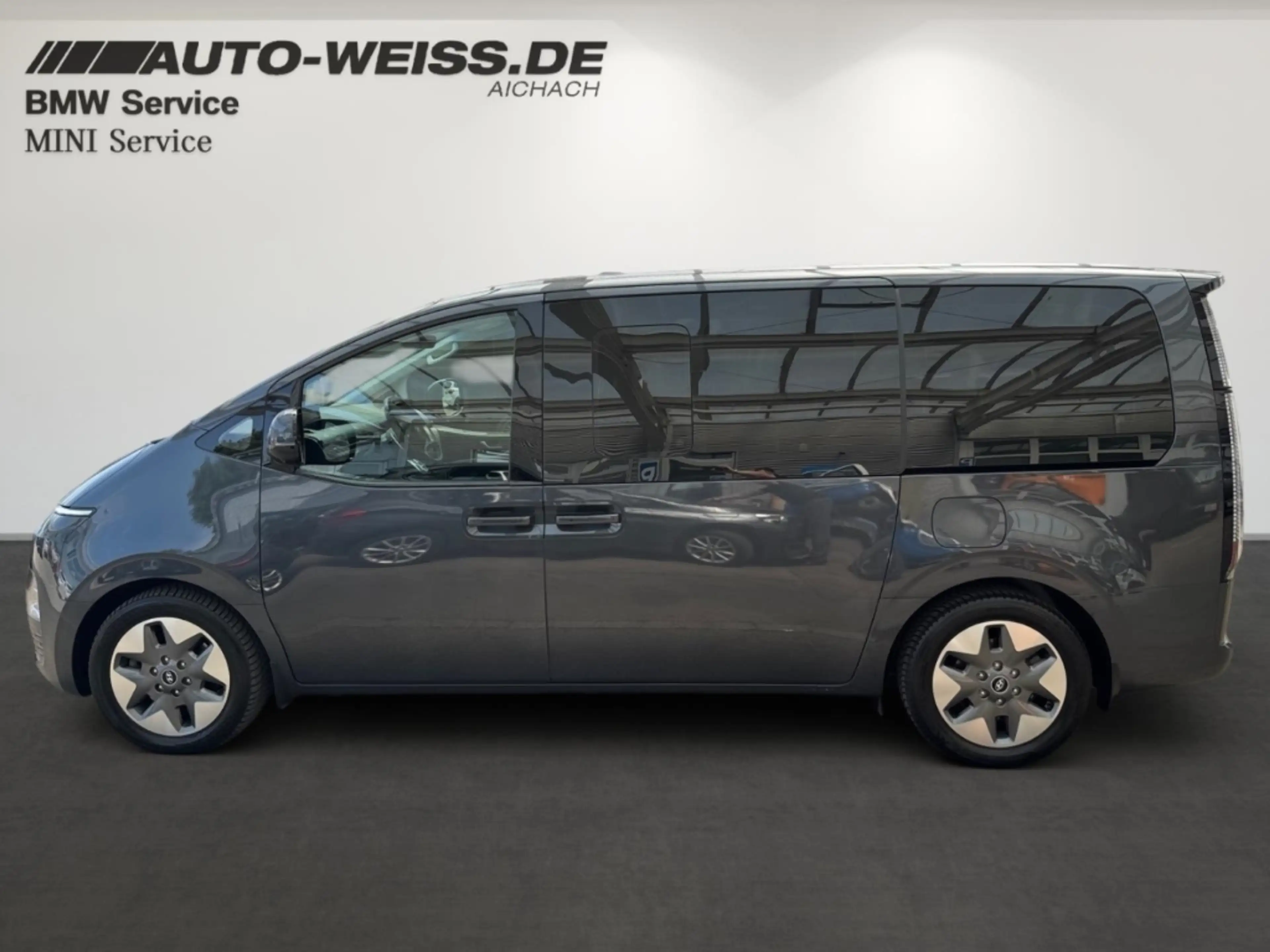 Hyundai STARIA Prime 4WD 9-SITZE+LEDER+NAVI+PANO+BT+BOSE+ — photo 8