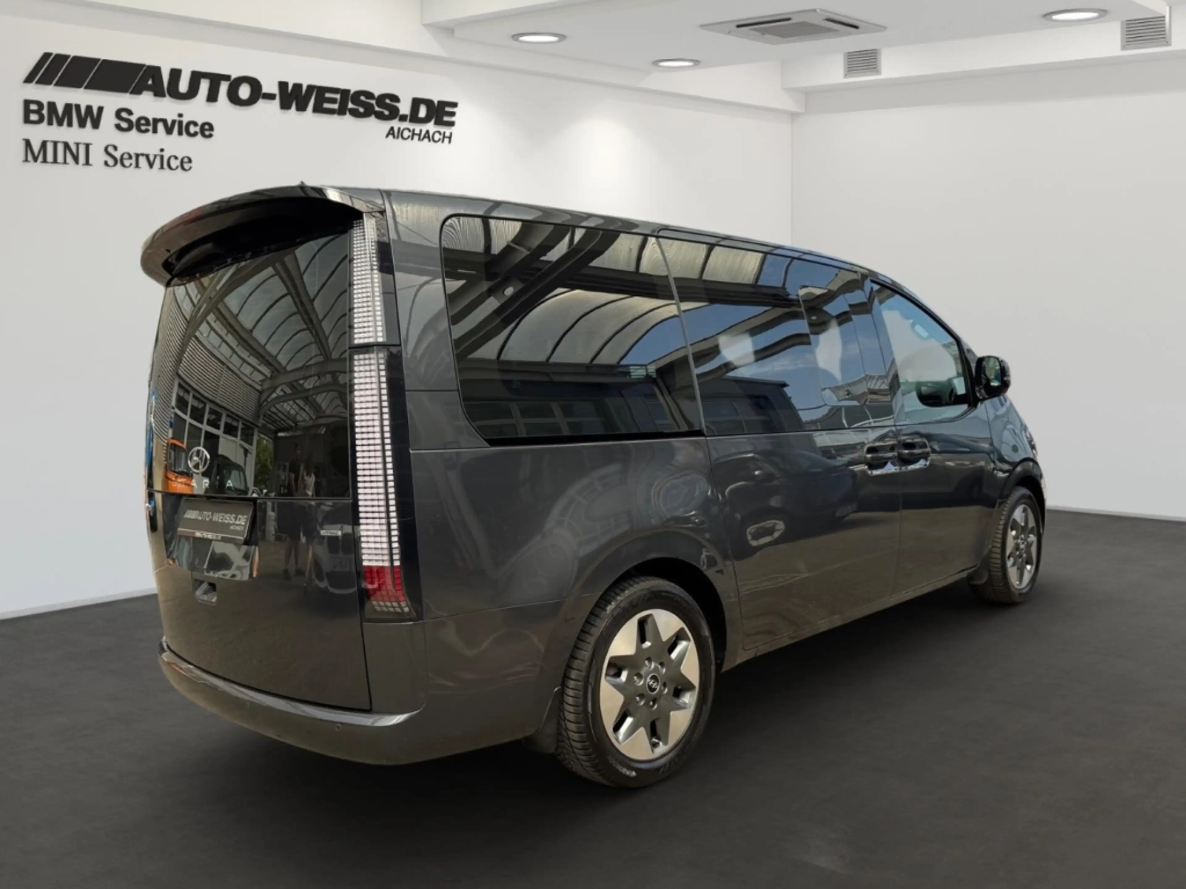 Hyundai STARIA Prime 4WD 9-SITZE+LEDER+NAVI+PANO+BT+BOSE+ — photo 5