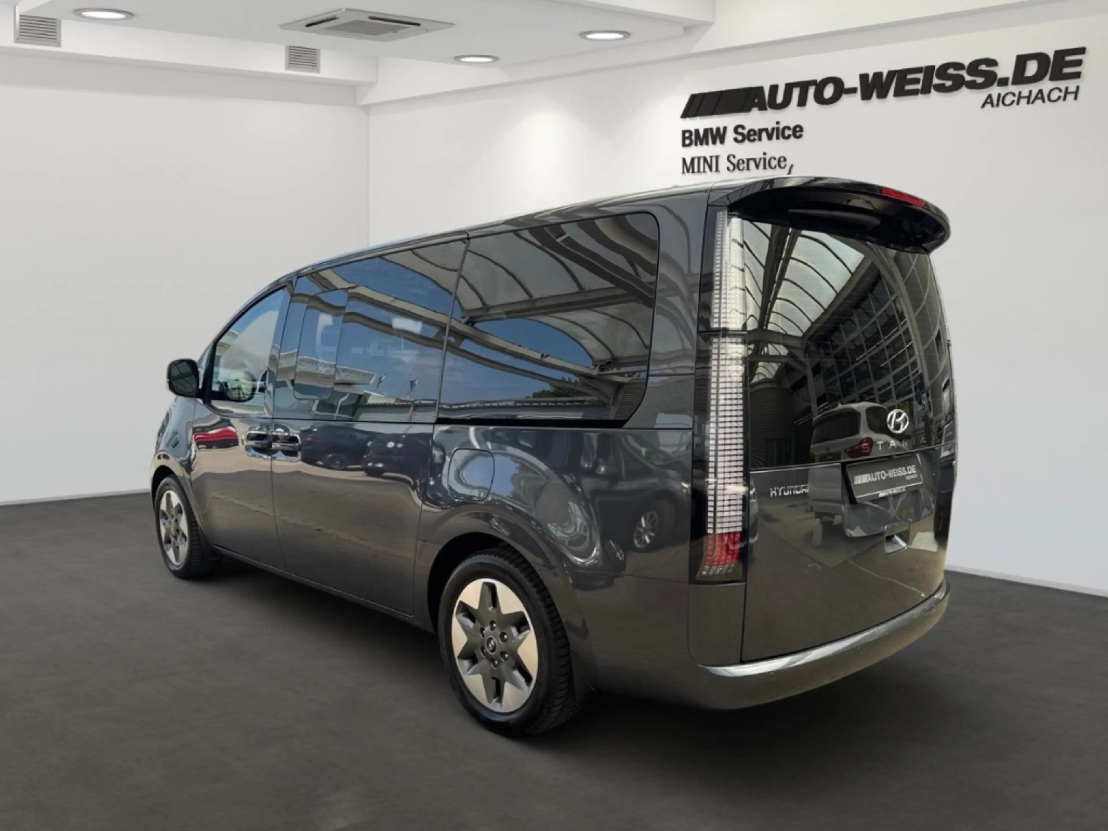 Hyundai STARIA Prime 4WD 9-SITZE+LEDER+NAVI+PANO+BT+BOSE+ — photo 7