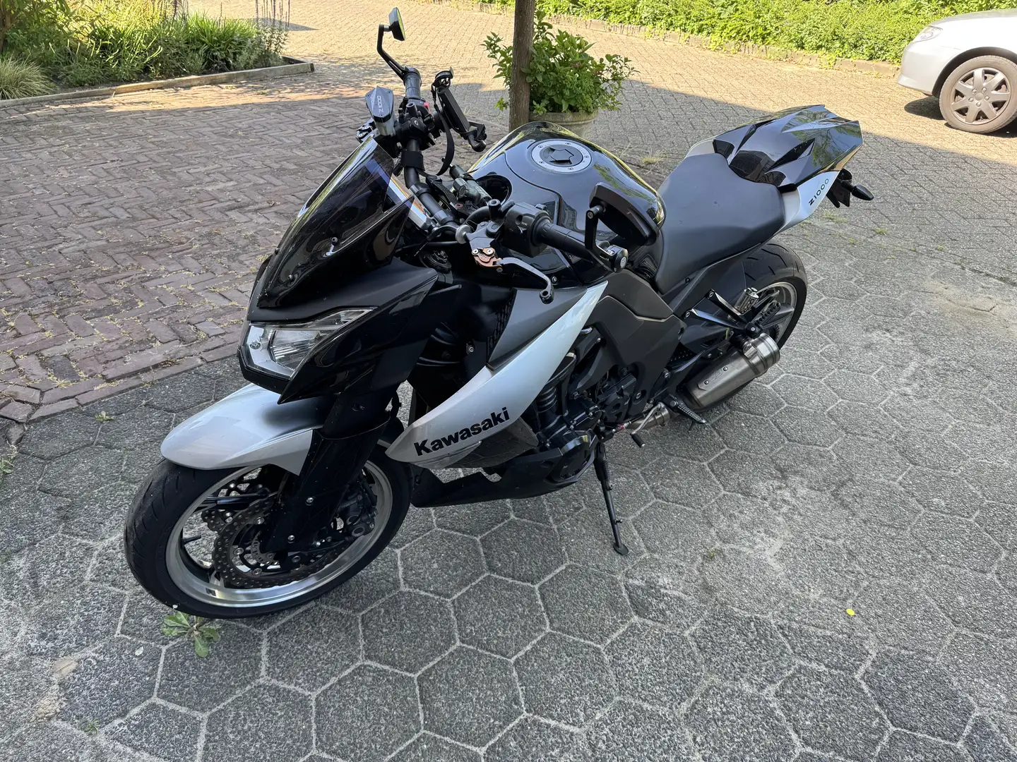 Kawasaki Z 1000 - 1