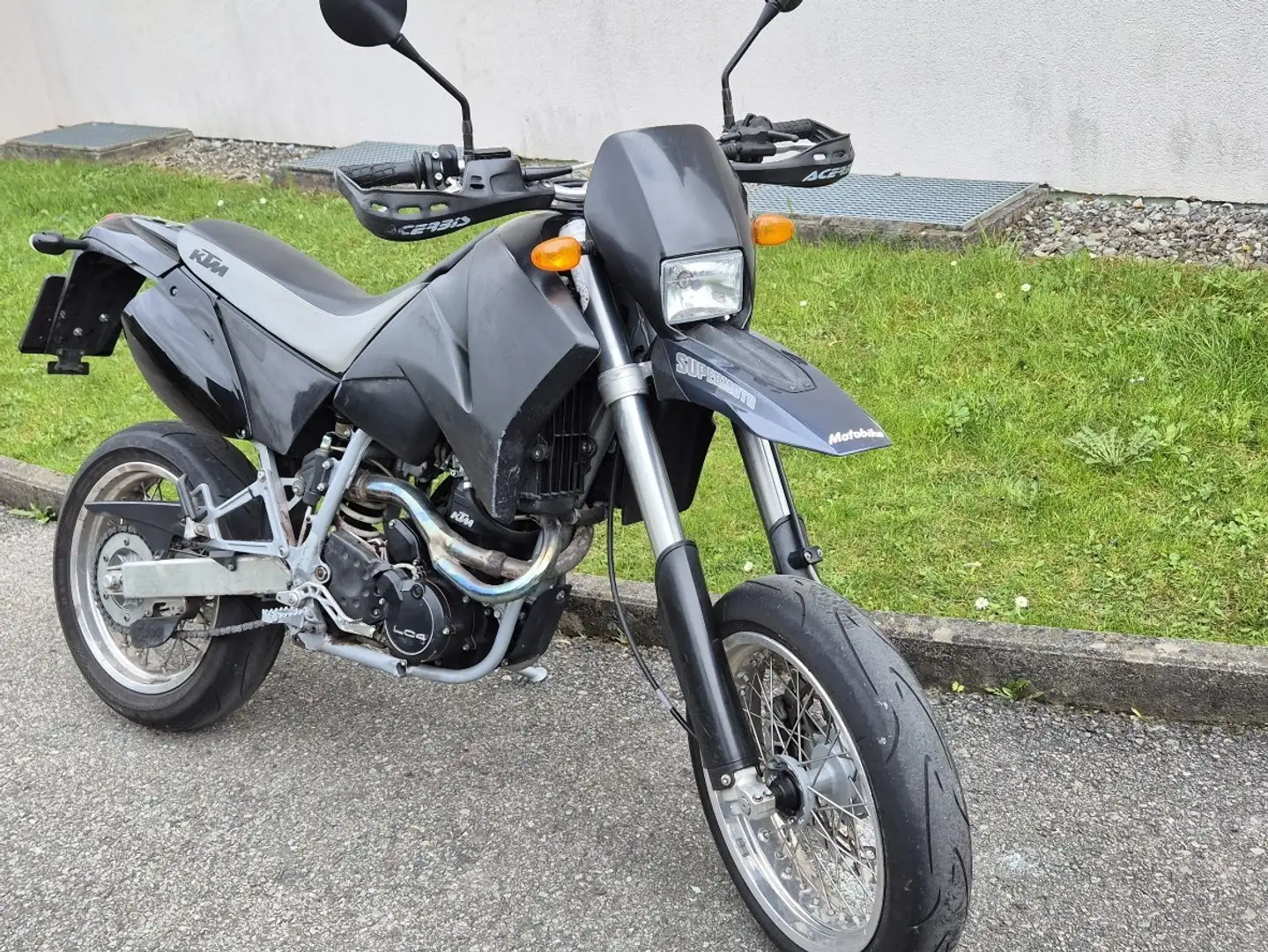 KTM 640 LC 4 Black - 1