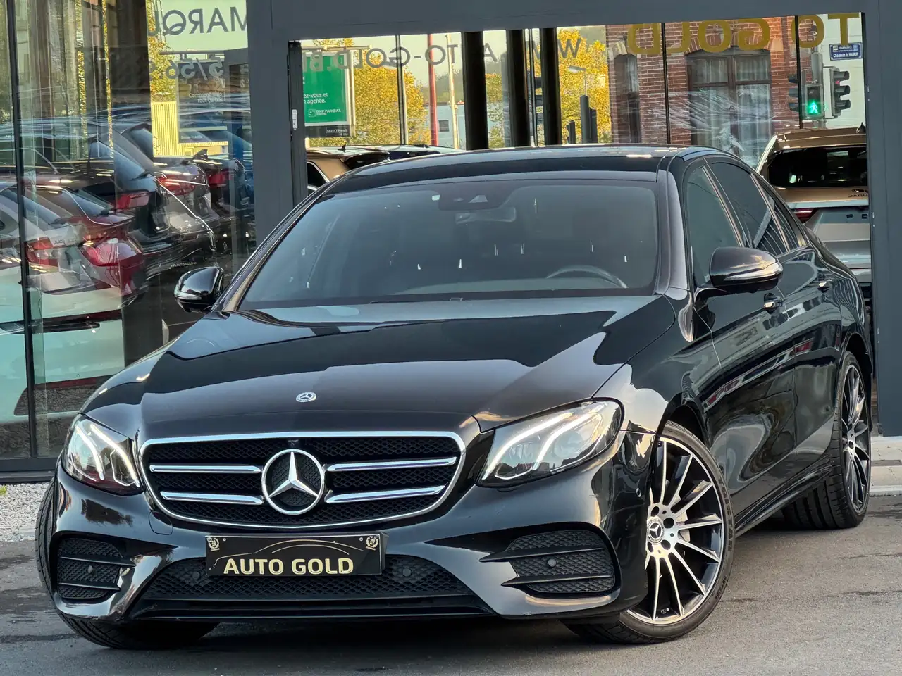 Mercedes-Benz E 200