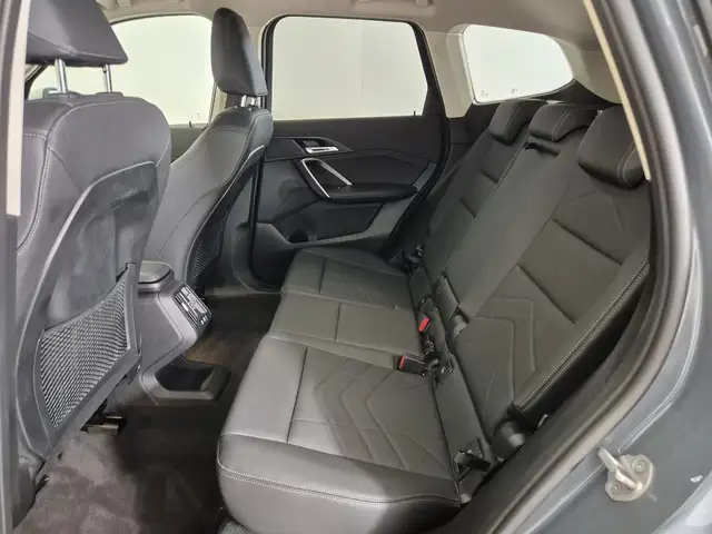 BMW X1 view 8