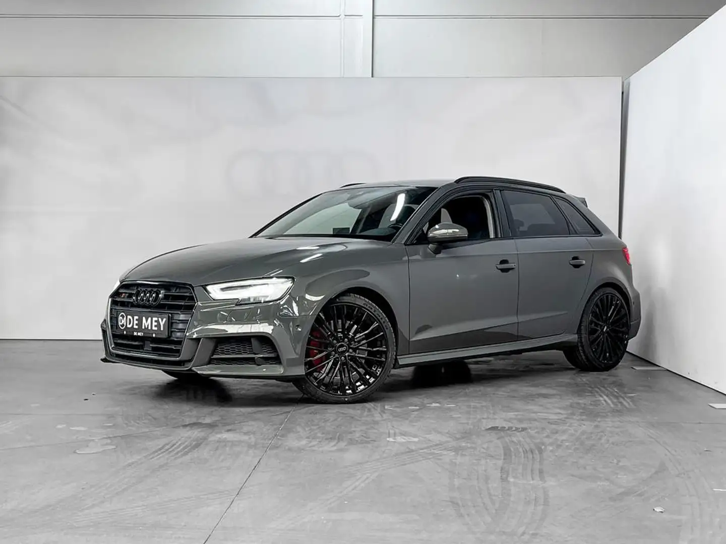 Audi S3 Sportback 2.0 TFSI Quattro S-Tronic 310pk / Leder / Carplay / Virtual / ACC / Zetelverw. Gris - 2