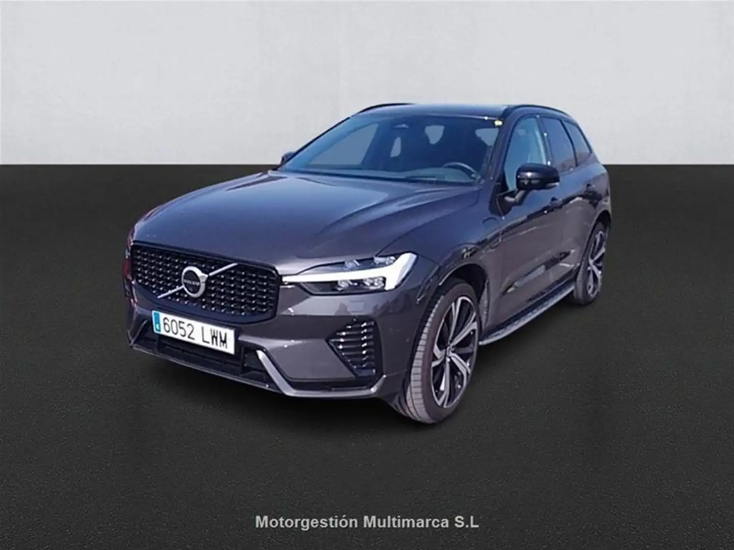 Volvo XC60 2.0 T6 AWD Recharge R-Design Auto - 1