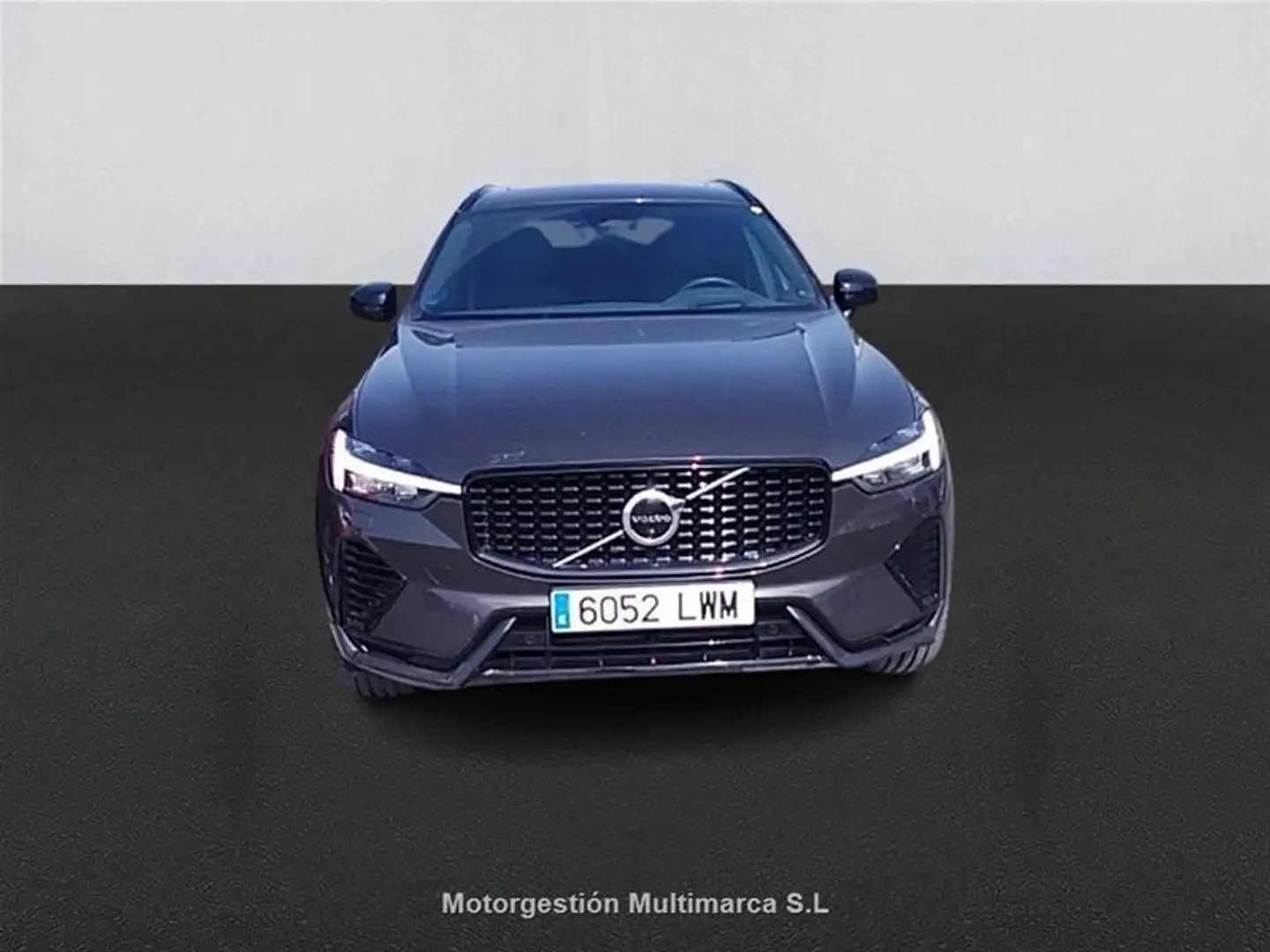 Volvo XC60 2.0 T6 AWD Recharge R-Design Auto - 2