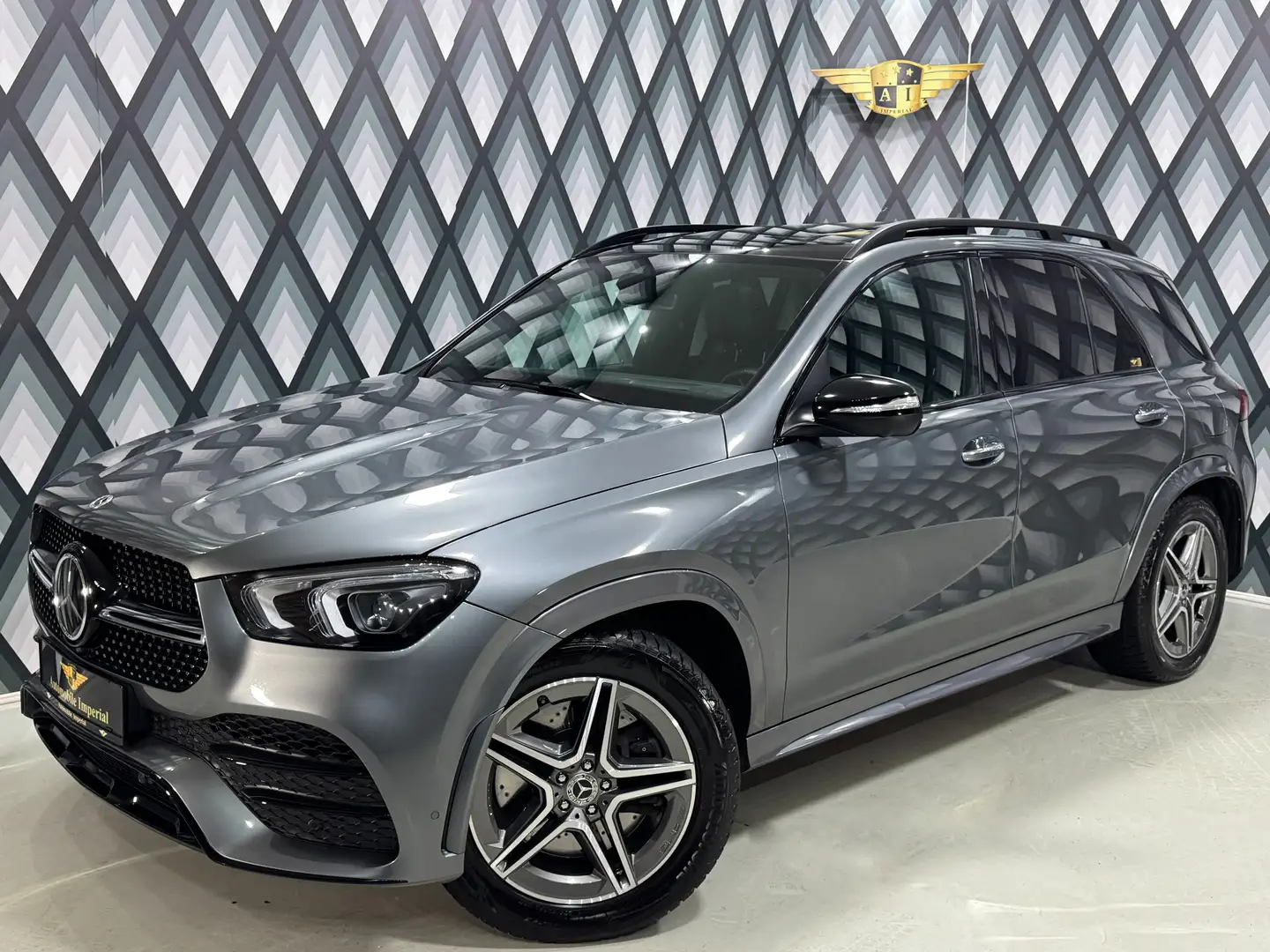 Mercedes-Benz GLE 350 de 4Matic // AMG-LINE // PANO // 1.BESITZ //AHK// Grau - 2