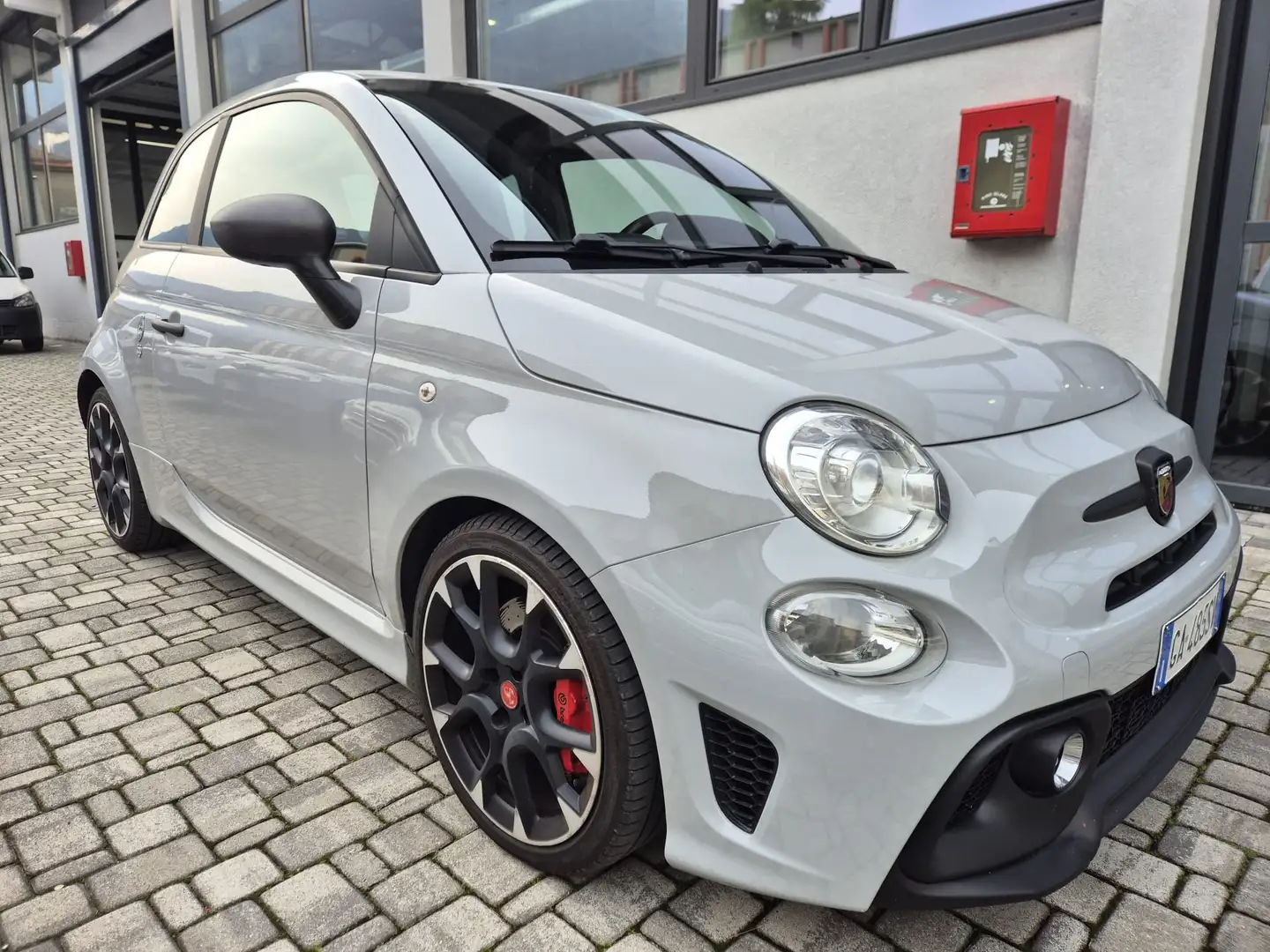 Abarth 595 595 70th 1.4 t-jet Competizione 180cv auto Blanc - 1