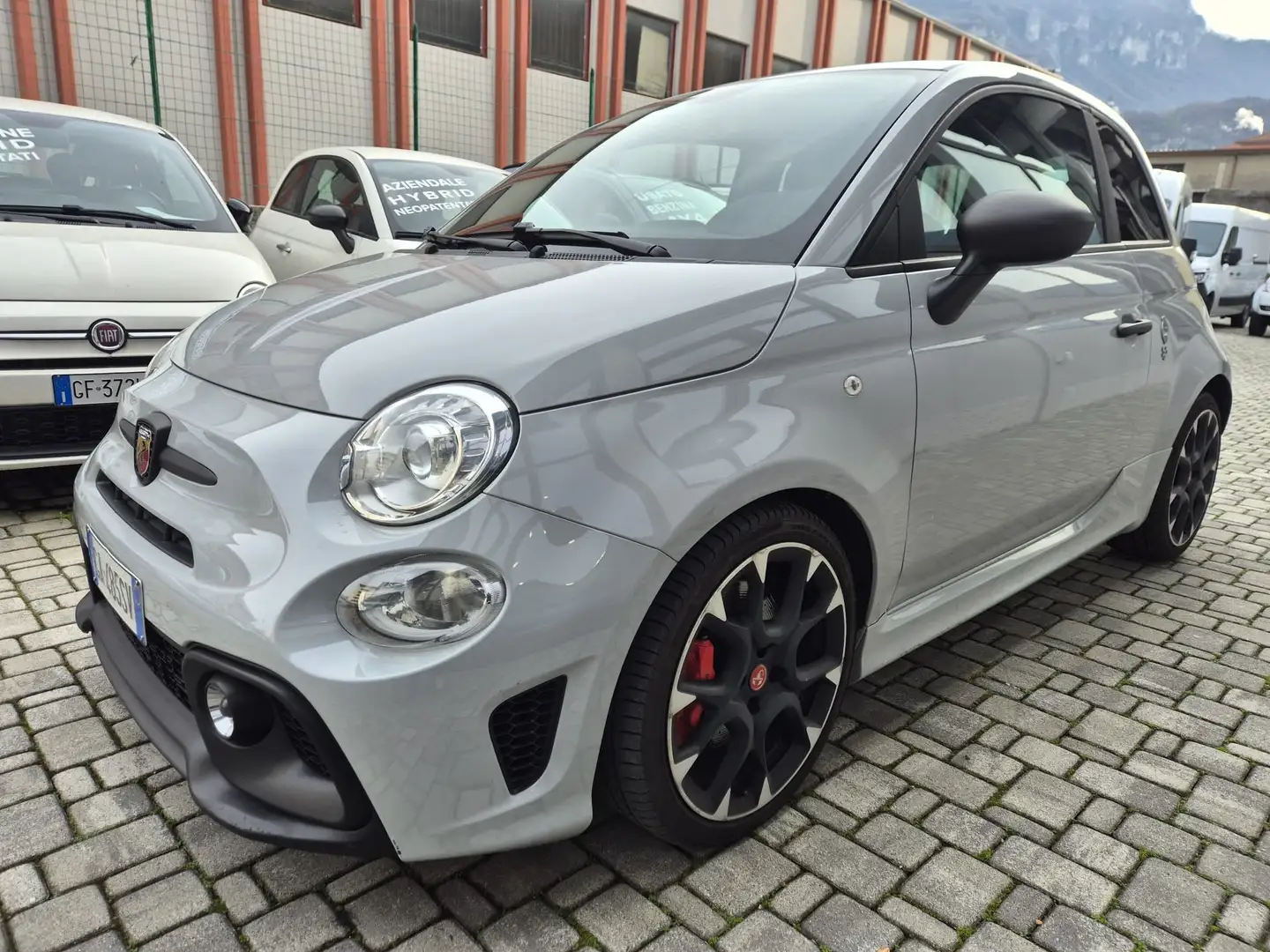 Abarth 595 595 70th 1.4 t-jet Competizione 180cv auto Blanc - 2