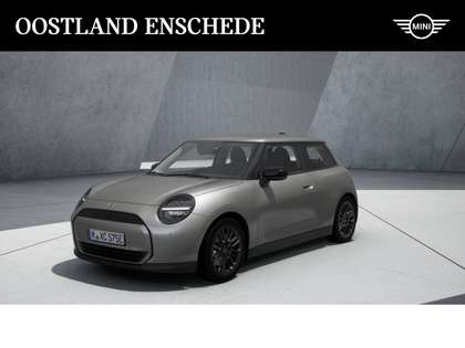 MINI Cooper Hatchback E Essential 40.7 kWh / Driving Assistant