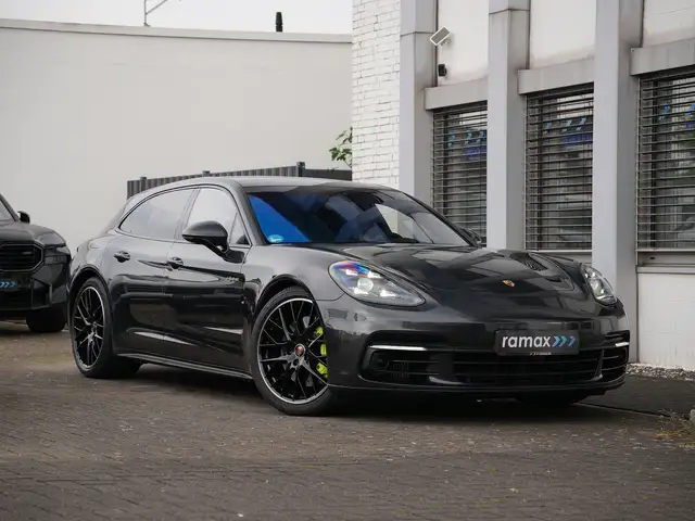 Porsche Panamera Panamera 4 E-Hybrid Sport Turismo EXCLUSIVE-VOLL!