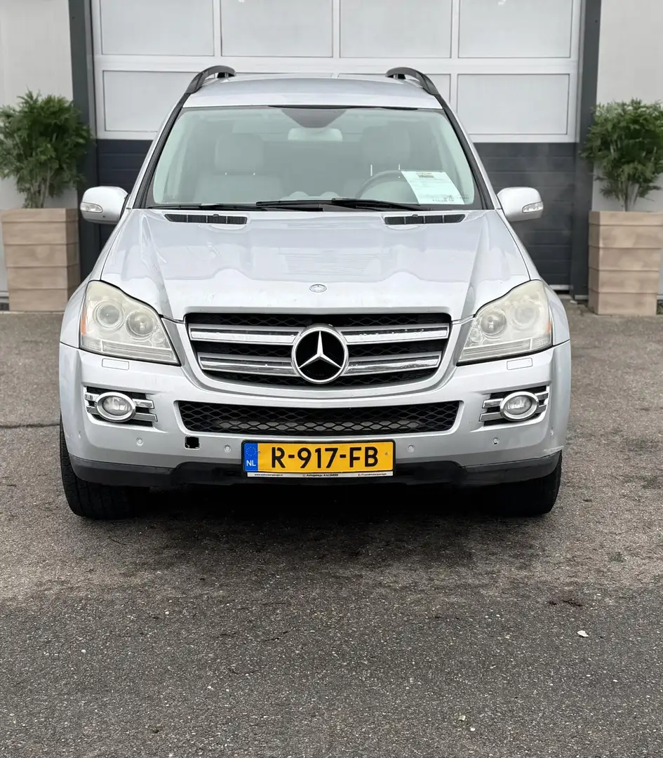 Mercedes-Benz GL 450 4 MATIC /JAAR APK / 7 PERS / YOUNGTIMER / TREKHAAK Gris - 2