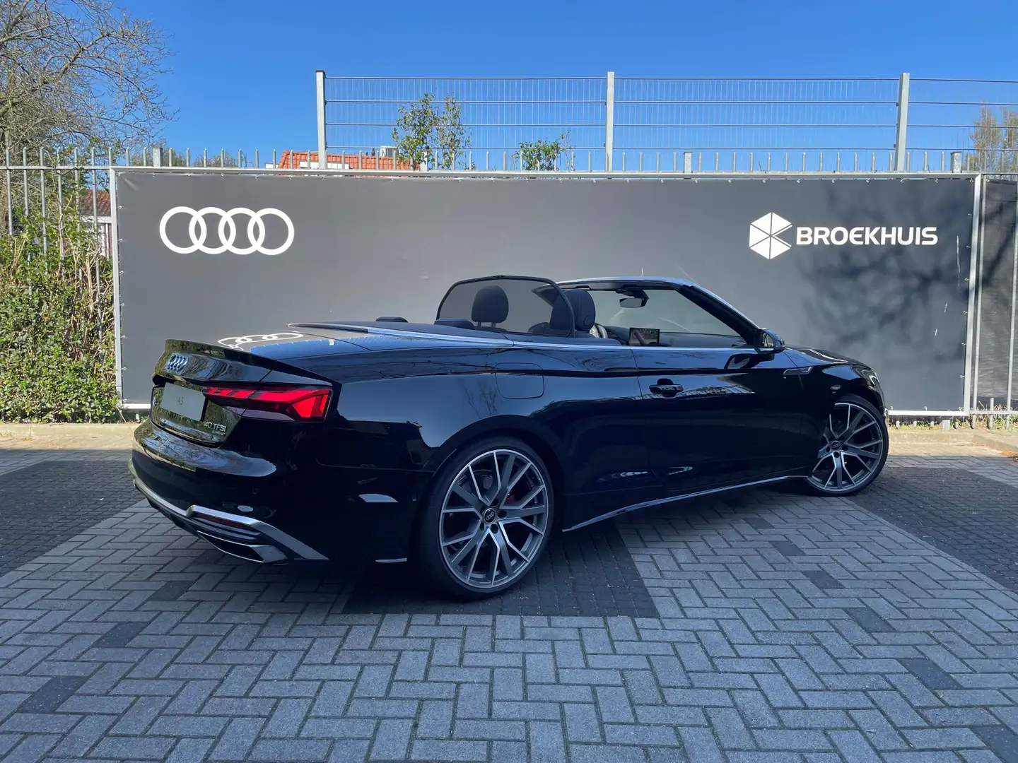 Audi A5 Cabriolet 40 TFSI QUATTRO S edition | Head-up disp Zwart - 2