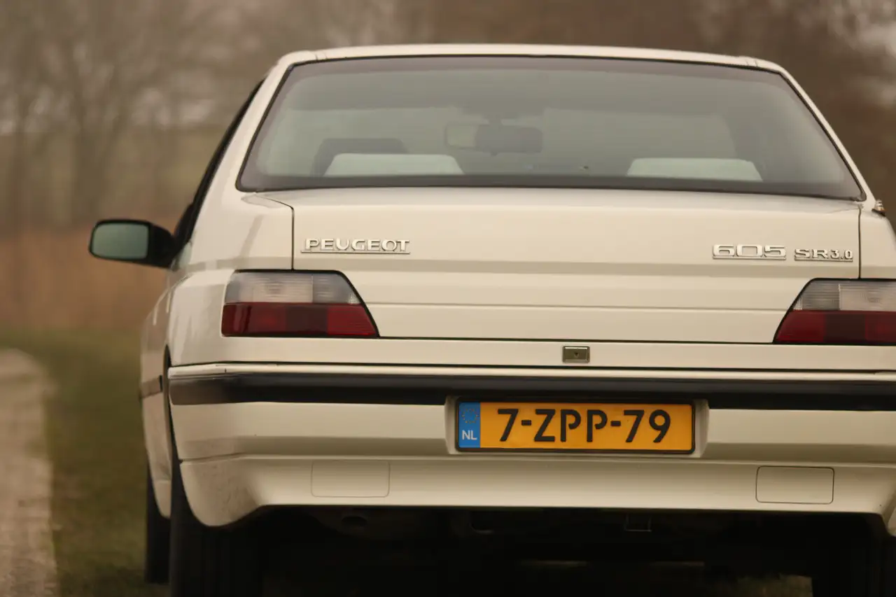 Peugeot 605 3.0 V6 SR, foto 4