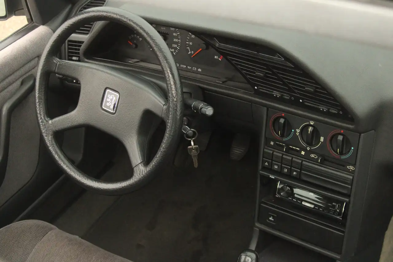 Peugeot 605 3.0 V6 SR, foto 10