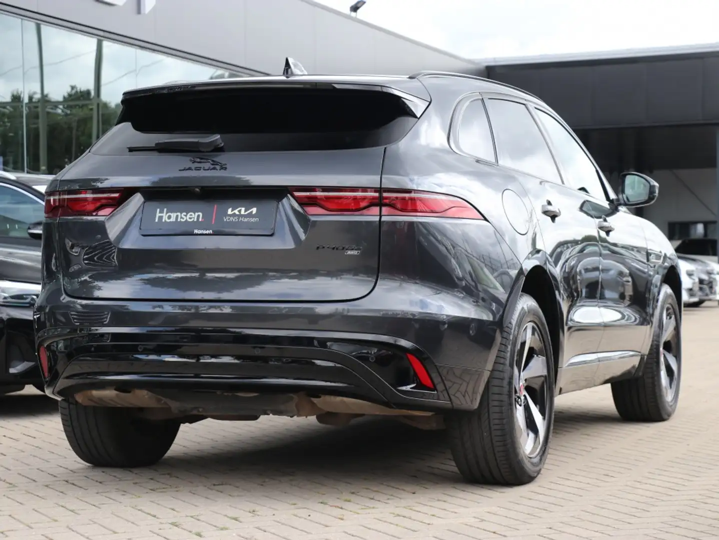 Jaguar F-Pace 2.0 P400e PHEV S I Trekhaak I Leder I Meridian Grijs - 2