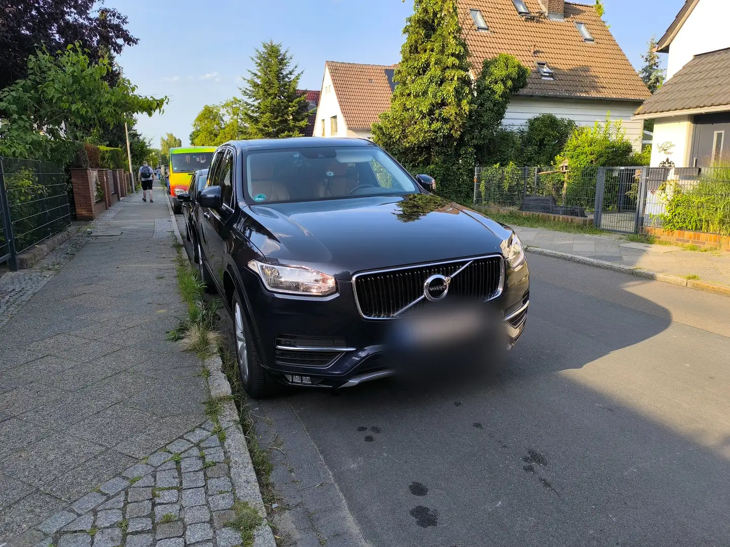 Volvo XC90 XC90 D5 AWD Geartronic Momentum Schwarz - 1