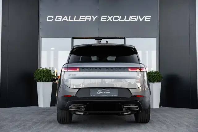 Land Rover Range Rover Sport view 6