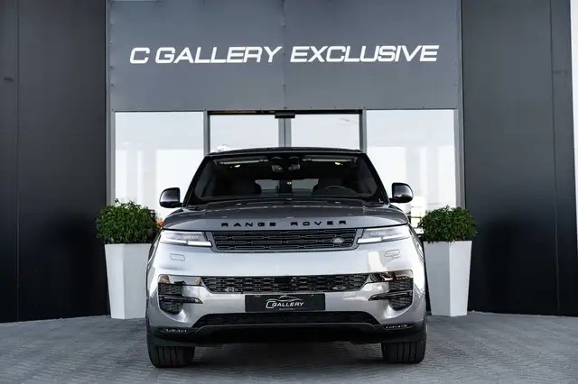 Land Rover Range Rover Sport view 2