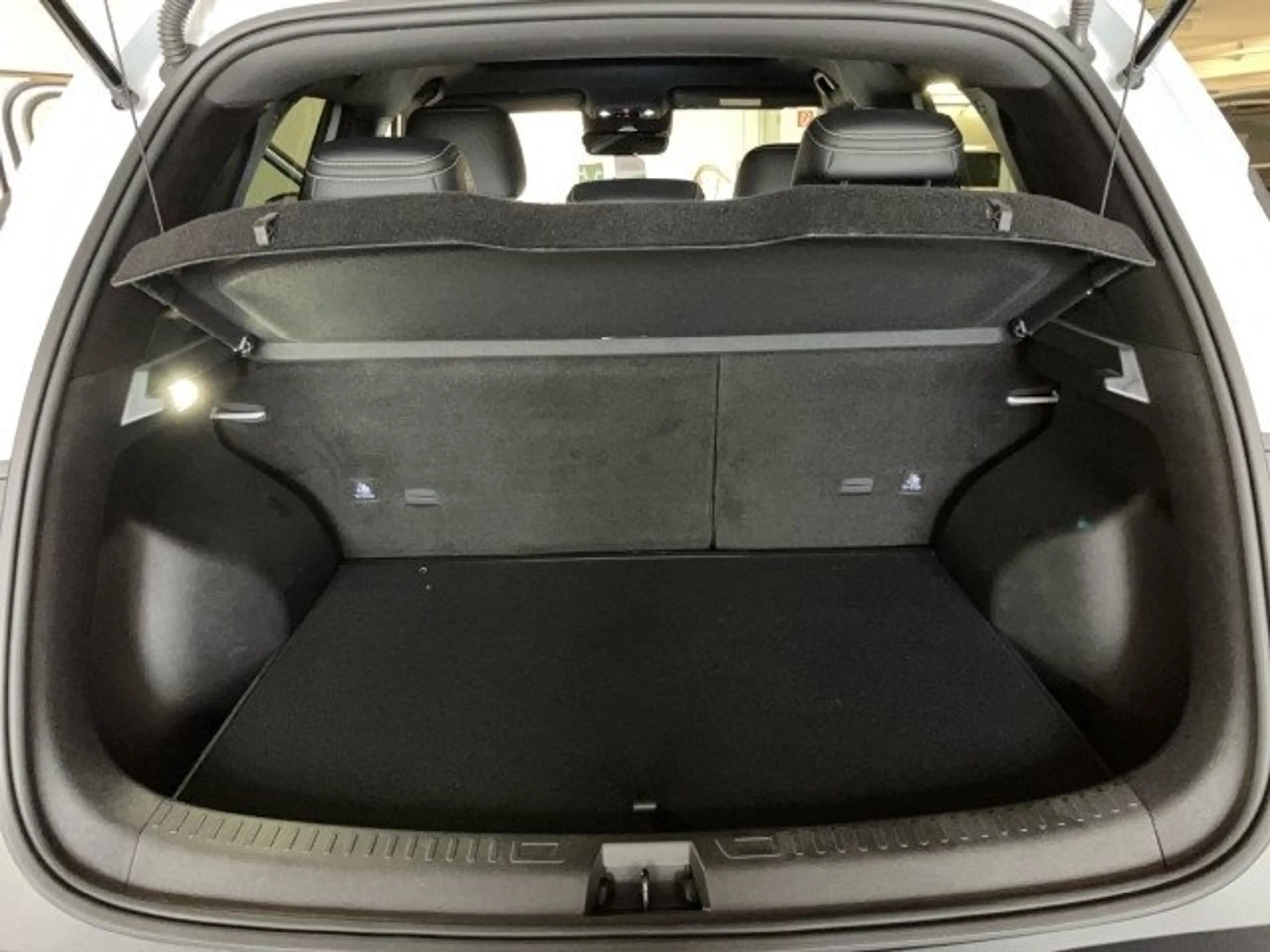 BYD Atto 2 DM-i Boost — photo 10